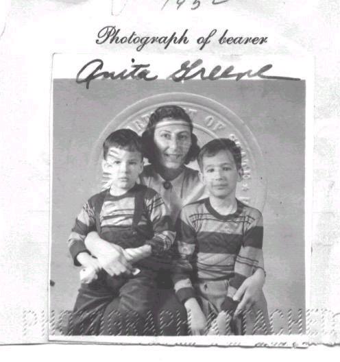 Anita, Richard and Robert Greene 1951 Astoria